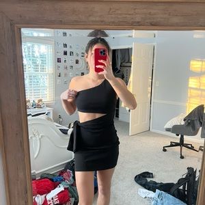 Black one strap side cut windsor dress. SO CUTE and comfy